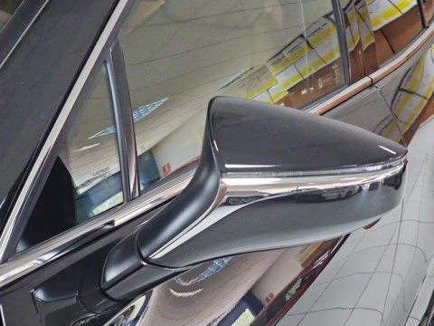 Lexus UX 2.0 300h F Sport