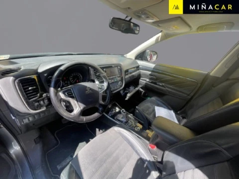 Mitsubishi Outlander 2.0 PHEV Kaiteki 4WD Auto 149 kW (203 CV)