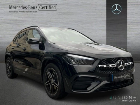 Mercedes-Benz GLA  200 d