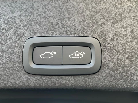 Volvo XC40 XC40 Black Edition Plus, B3 Mild hybrid, Gasolina