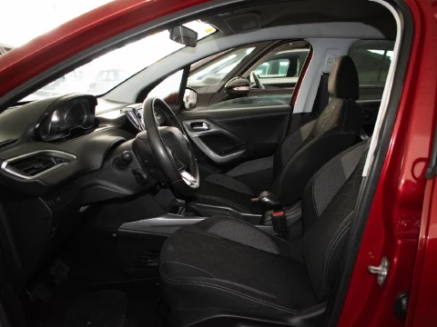 Peugeot 2008 1.2 PURETECH 82 ACTIVE 5P