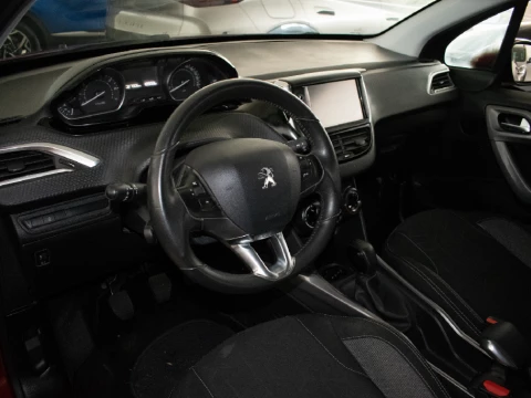 Peugeot 2008 1.2 PURETECH 82 ACTIVE 5P