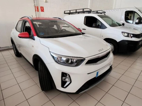 Kia Stonic 1.0 T-GDI MHEV IMT 74KW CONCEPT 5P