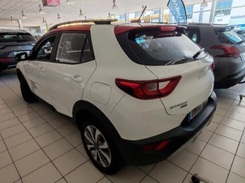 Kia Stonic 1.0 T-GDI MHEV IMT 74KW CONCEPT 5P