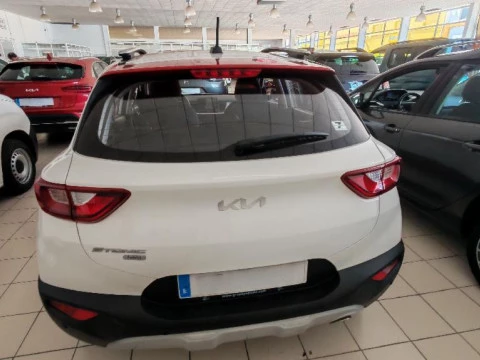 Kia Stonic 1.0 T-GDI MHEV IMT 74KW CONCEPT 5P