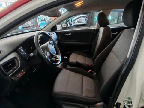 Kia Stonic 1.0 T-GDI MHEV IMT 74KW CONCEPT 5P