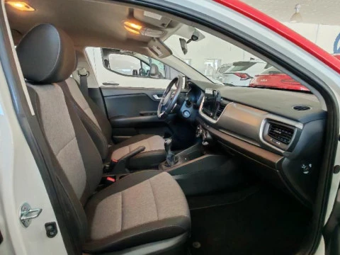 Kia Stonic 1.0 T-GDI MHEV IMT 74KW CONCEPT 5P