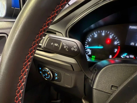 Ford Focus 1.0 Ecoboost MHEV 92kW ST-Line