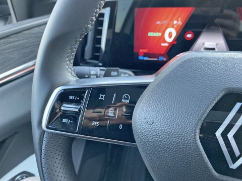 Renault Scenic RENAULT  E-Tech Iconic Gran Autonomia 160kW