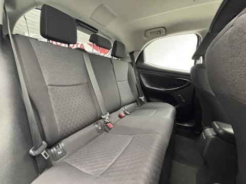 Toyota Yaris 1.5 120H Business Plus