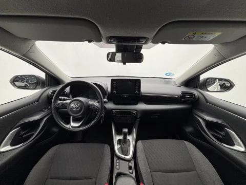 Toyota Yaris 1.5 120H Business Plus