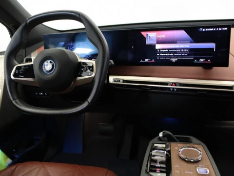BMW IX XDRIVE40 AUTO 5P