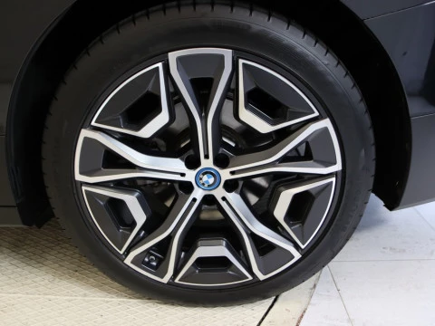 BMW IX XDRIVE40 AUTO 5P