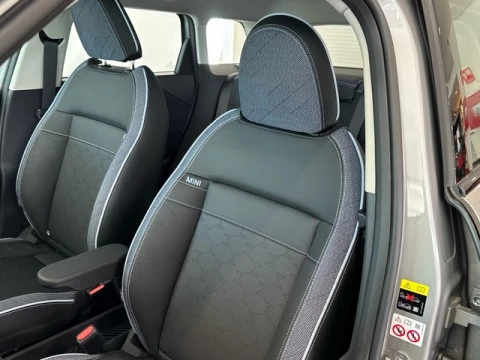 MINI Aceman SE 160 kW (218 CV)