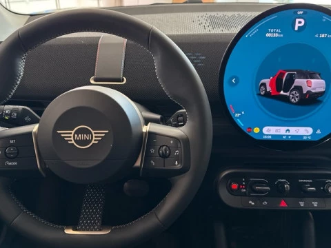 MINI Aceman SE 160 kW (218 CV)