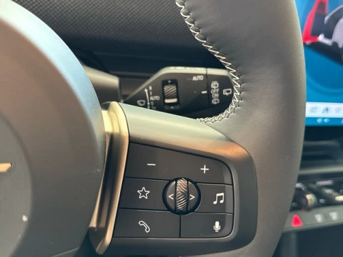 MINI Aceman SE 160 kW (218 CV)