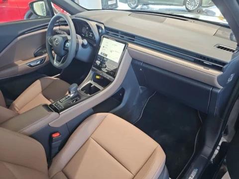 Lexus LBX 1.5 136cv HEV Elegant+