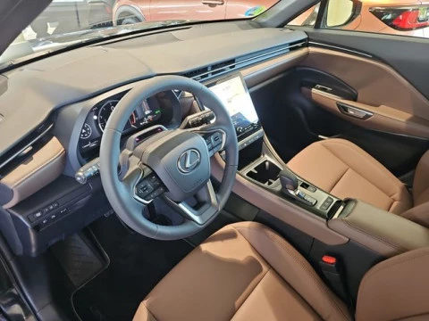 Lexus LBX 1.5 136cv HEV Elegant+