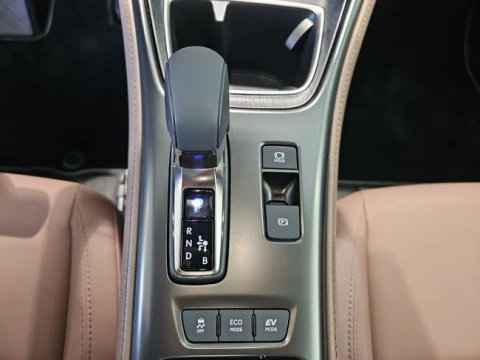 Lexus LBX 1.5 136cv HEV Elegant+
