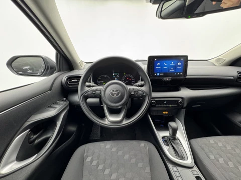 Toyota Yaris 1.5 120H Active Plus
