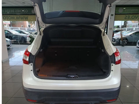 Nissan Qashqai 1.2 DIG-T N-CONNETA