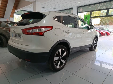 Nissan Qashqai 1.2 DIG-T N-CONNETA