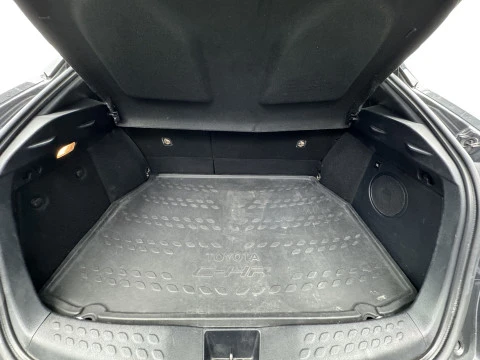 Toyota C-HR 2.0 180H Advance Luxury