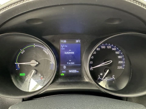Toyota C-HR 2.0 180H Advance Luxury