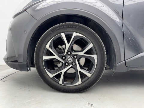 Toyota C-HR 2.0 180H Advance Luxury