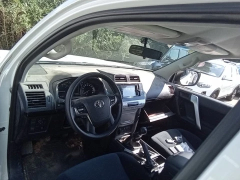 Toyota Land Cruiser 2.8 D-4D GX