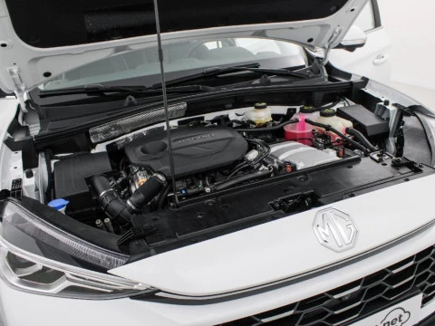 MG ZS 1.5 HEV LUXURY 197 5P