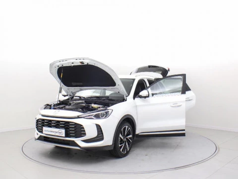 MG ZS 1.5 HEV LUXURY 197 5P