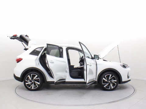 MG ZS 1.5 HEV LUXURY 197 5P