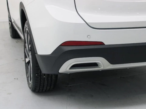 MG ZS 1.5 HEV LUXURY 197 5P