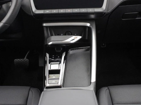 MG ZS 1.5 HEV LUXURY 197 5P