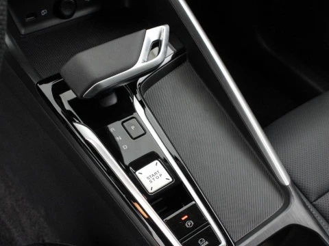 MG ZS 1.5 HEV LUXURY 197 5P