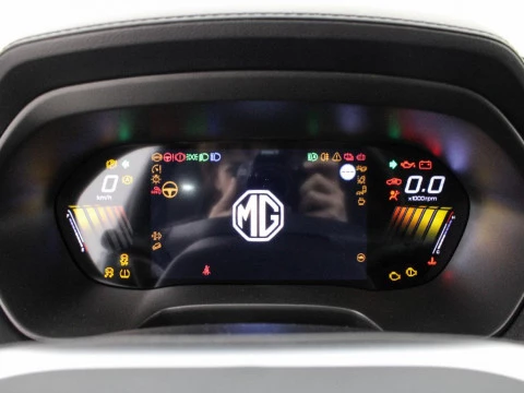 MG ZS 1.5 HEV LUXURY 197 5P