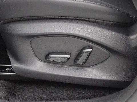 MG ZS 1.5 HEV LUXURY 197 5P