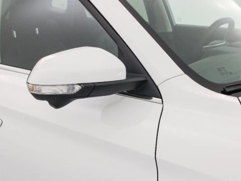 MG ZS 1.5 HEV LUXURY 197 5P