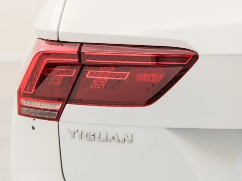Volkswagen Tiguan 2.0 TSI DSG 4WD SPORT 180 5P