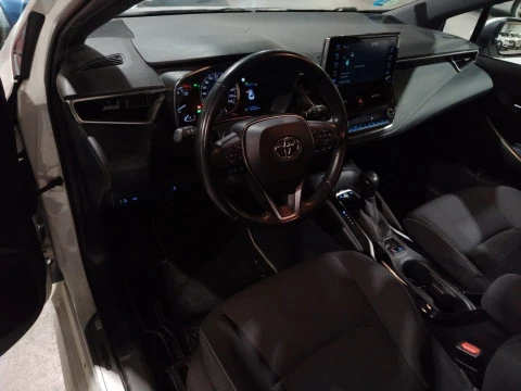 Toyota Corolla 1.8 125H BUSINESS E-CVT TOURING SPORT
