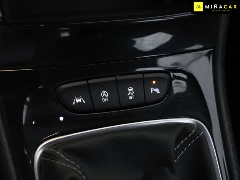 Opel Astra 1.2 Turbo XHT Elegance 96 kW (130 CV)