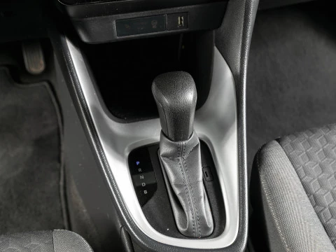 Toyota Yaris 1.5 120H Active Tech