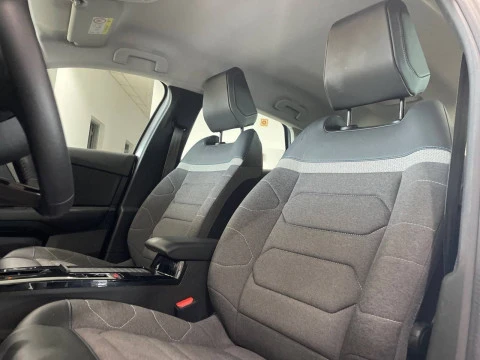 Citroën C4 Hybrid 136 e-DCS6 Plus