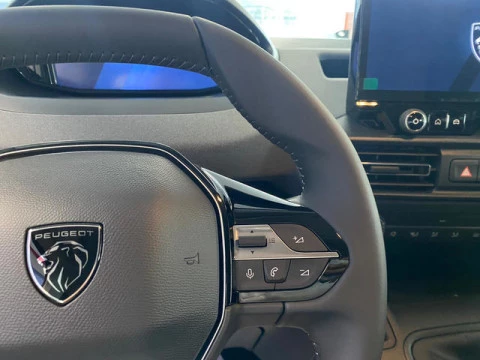 Peugeot Rifter Allure BlueHDi 130 S&S 6 Vel. MAN Long