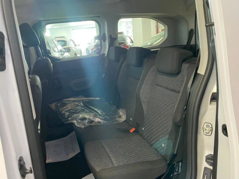 Peugeot Rifter Allure BlueHDi 130 S&S 6 Vel. MAN Long