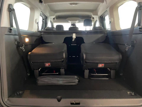 Peugeot Rifter Allure BlueHDi 130 S&S 6 Vel. MAN Long