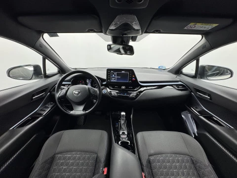 Toyota C-HR 2.0 180H Advance