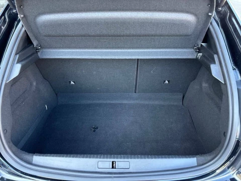 Peugeot 208 BlueHDi 73kW (100CV) Allure