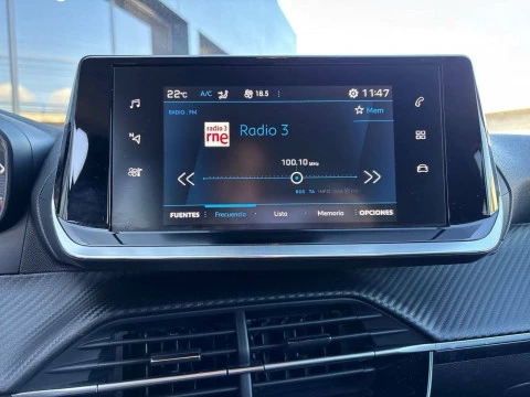 Peugeot 208 BlueHDi 73kW (100CV) Allure